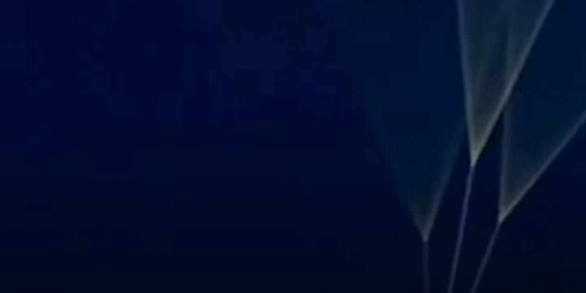 Astronauții Artemis 2, înapoi pe Pământ: Capsula Orion a amerizat cu succes!