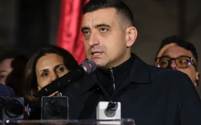 Partidul Alianța pentru Unirea Românilor (AUR) își consolidează poziția de lider în preferințele electoratului, potrivit unui sondaj realizat de Sociopol în perioada 26 martie – 4 aprilie 2026