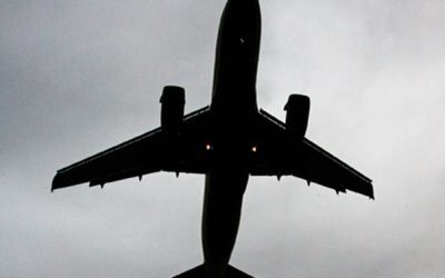Războiul din Orientul Mijlociu a reconfigurat rutele aeriene globale, cu impact semnificativ asupra României