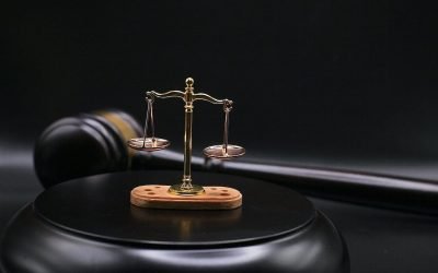 Ministerul Justiției a actualizat onorariile avocaților care oferă asistență juridică în materie penală și servicii conexe, printr-un act adițional semnat miercuri