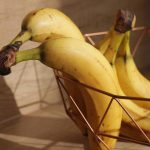 Banana: Trucul simplu care o ține proaspătă! Nu o mai ține așa