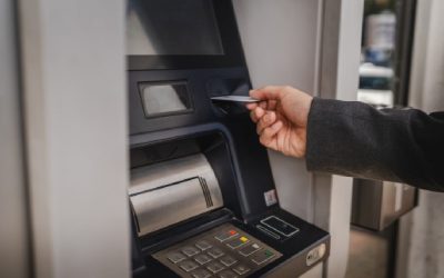 Mită de 800 de euro: Polițistul din Bihor, schema infracțională dezvăluită