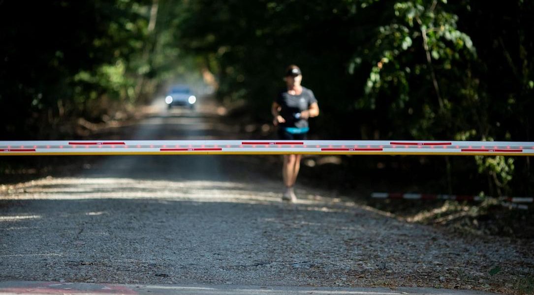 Romsilva închide drumul prin Pădurea Băneasa: Blocajul din Nordul Bucureștiului