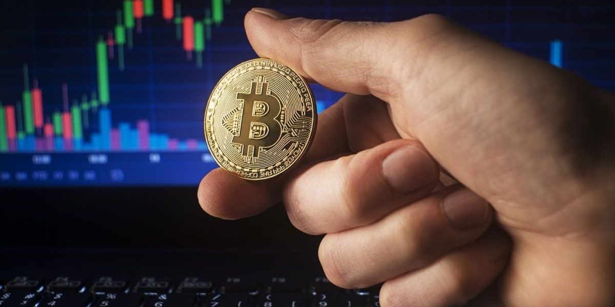 Cine e Satoshi Nakamoto, enigma Bitcoin: Cel mai căutat om din digital!