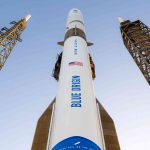 Blue Origin extrage oxigen din praful lunar: Bază permanentă pe orbită?