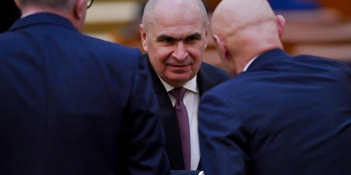 Bolojan contraatacă: „Nu sunt marionetă!” Ciucu dă asigurări premierului