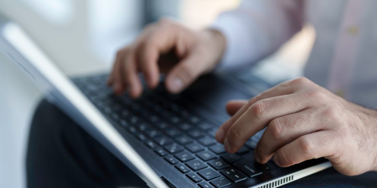 Atenție la fraude: DNSC avertizează cu privire la mesajele false