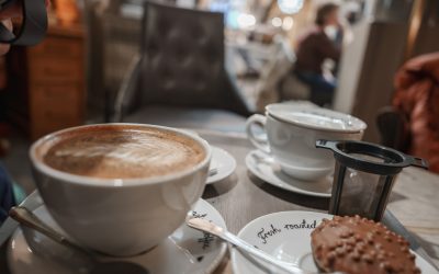 Cafeaua, secretul unei minți sănătoase: 2-3 cești/zi scad riscul afecțiunilor