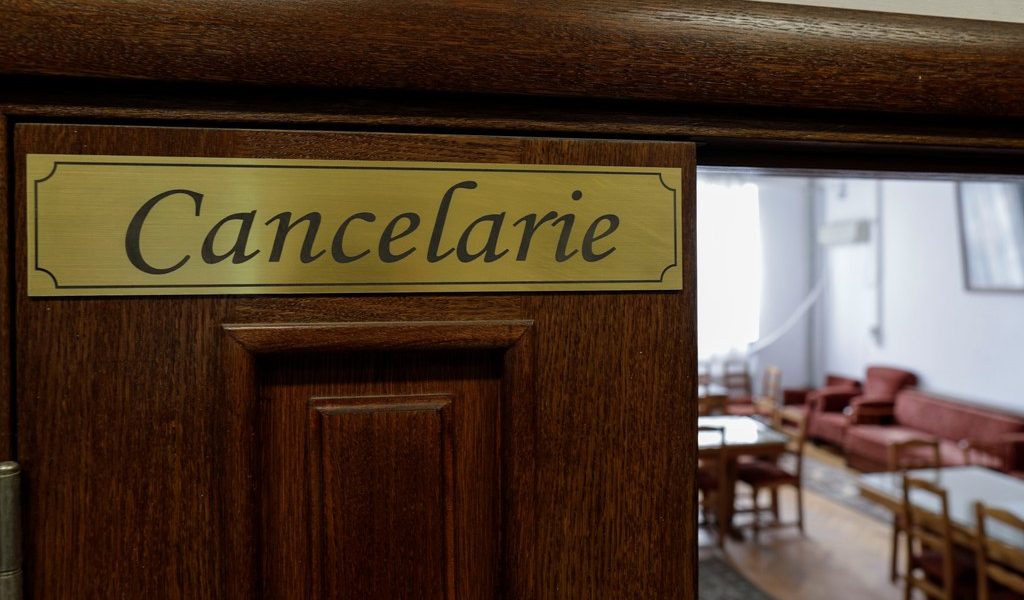 Angajările profesorilor, reluate: Titularizare, start din nou în România