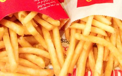 Cartofii prăjiți de la McDonald’s: Un misterios ingredient cu potențial pentru regenerarea părului? Un studiu recent sugerează că o substanță folosită în prepararea cartofilor prăjiți ar putea juca un rol în dezvoltarea foliculilor de păr