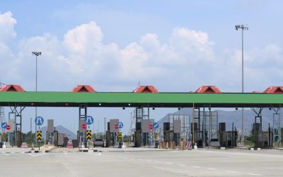 Falsuri pe autostradă: Au încasat 700.000 de euro cu o stație fantomă în INDIA