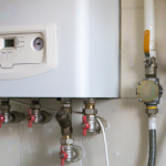 Orașele din România renunță la centralele de apartament: Cum se încălzesc locuințele