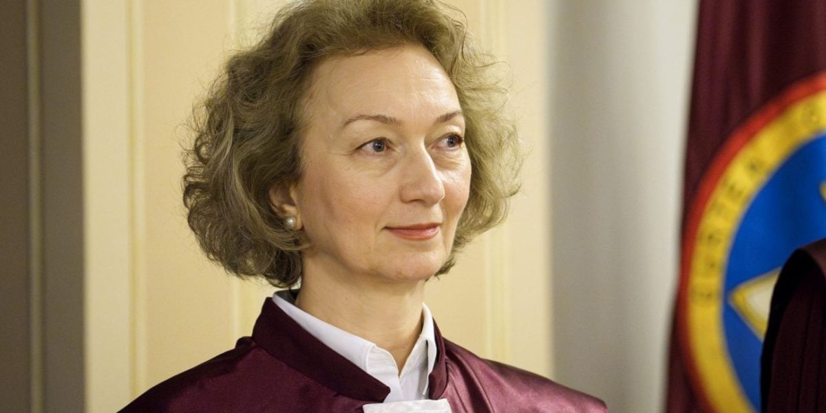 Populism și rețele: Președintele CCR avertizează asupra pericolului pentru democrația din România