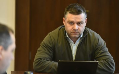Ciucu, atac la chioșcurile ilegale: Parcurile, curățate de afaceri murdare