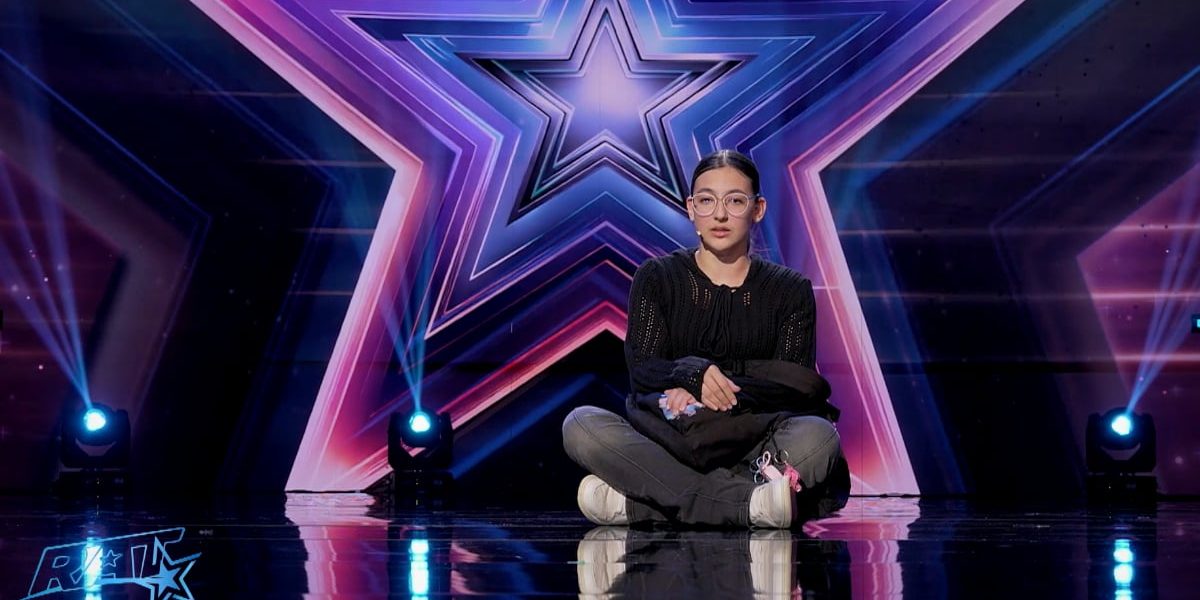 Clarisa Manole, actrița-minune de la „Românii au Talent”, cucerește scena!