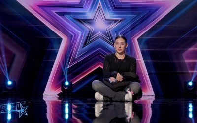 Clarisa Manole, actrița-minune de la „Românii au Talent”, cucerește scena!