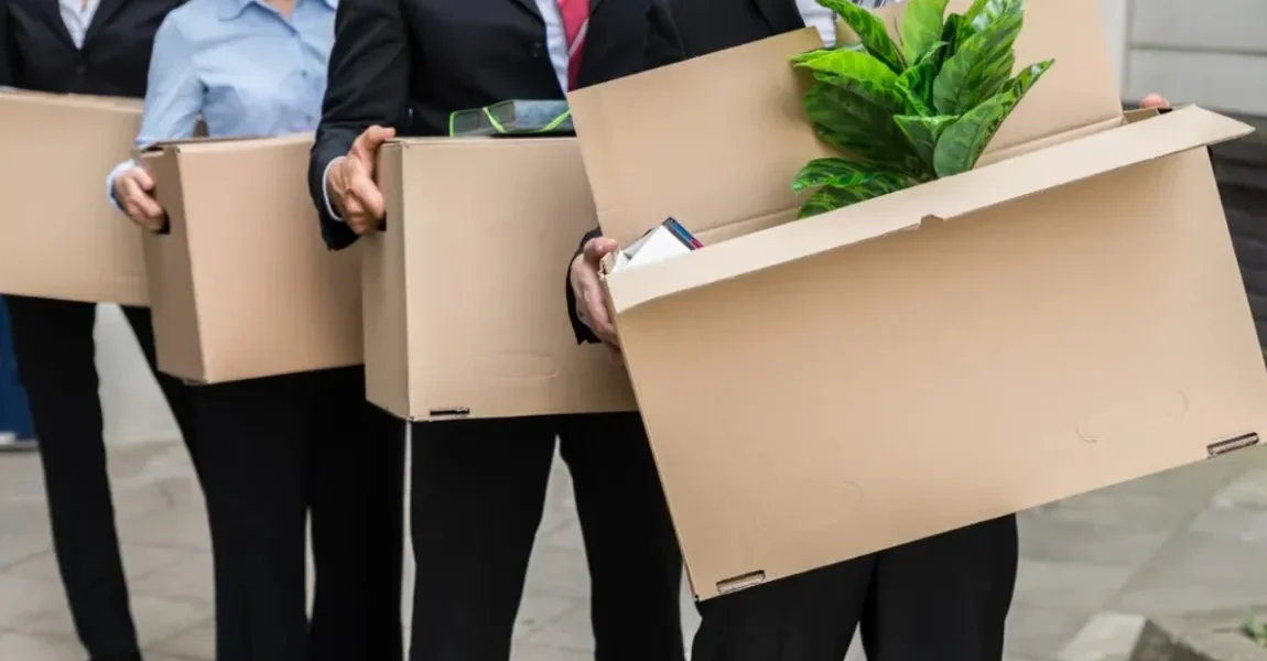 Val de concedieri în România: Peste 400 de români, șomeri din ianuarie