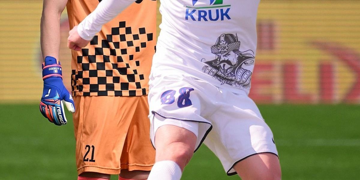 Corvinul Demolează Chindia! Marș Spre Promovare, Clasament Actualizat