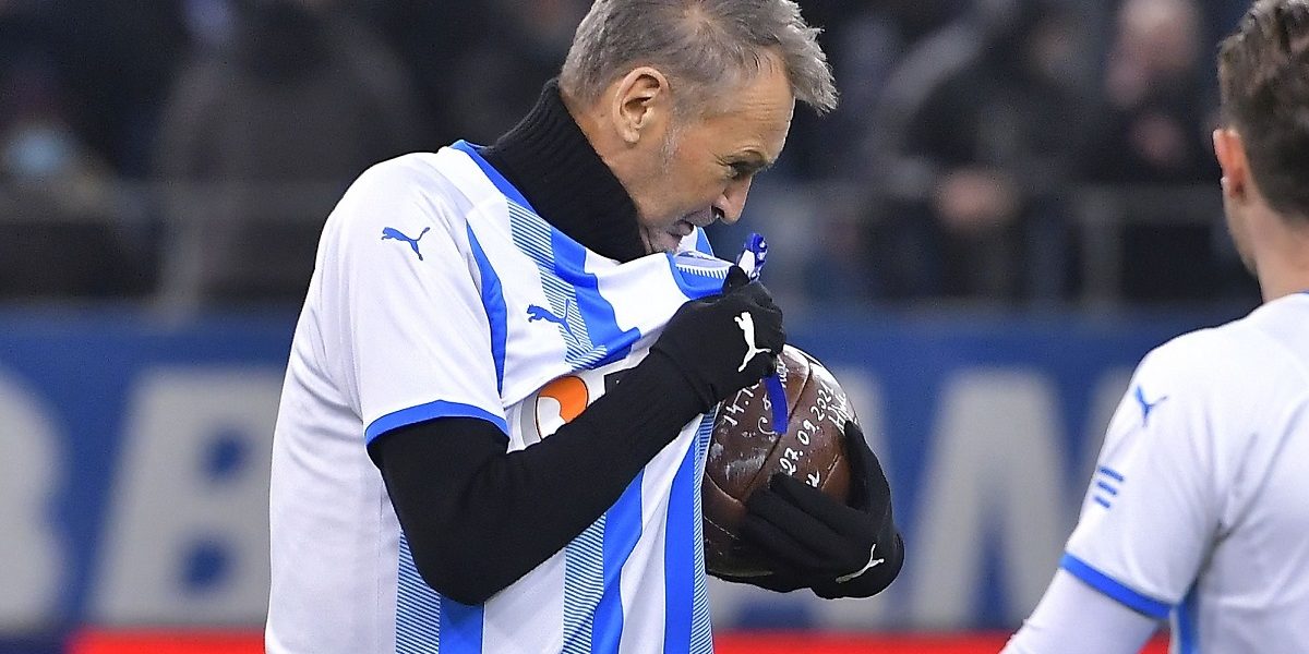 Craiovenii visează la titlu grație lui Dinamo: „Lumea mă face căpiat”