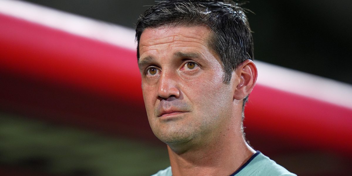 Starea de sănătate a lui Mircea Lucescu, agravată, a stârnit emoție în lumea fotbalului, Cristi Chivu invocând rugăciuni pentru refacerea antrenorului