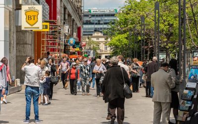 Românii, împărțiți: Susținerea Logistică SUA în Iran, Acceptată de Peste Jumătate