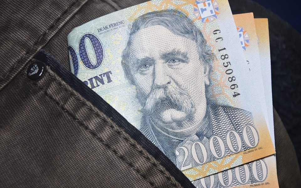 Forintul Ungar, la cel mai înalt nivel din ultimii patru ani!