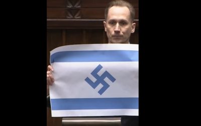 Deputat de extremă dreapta afișează steag israelian cu svastică în Polonia
