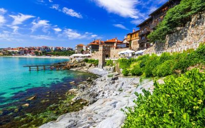 Destinația-minune: Plajă ca-n Amalfi, dar mai ieftină! Aproape de România