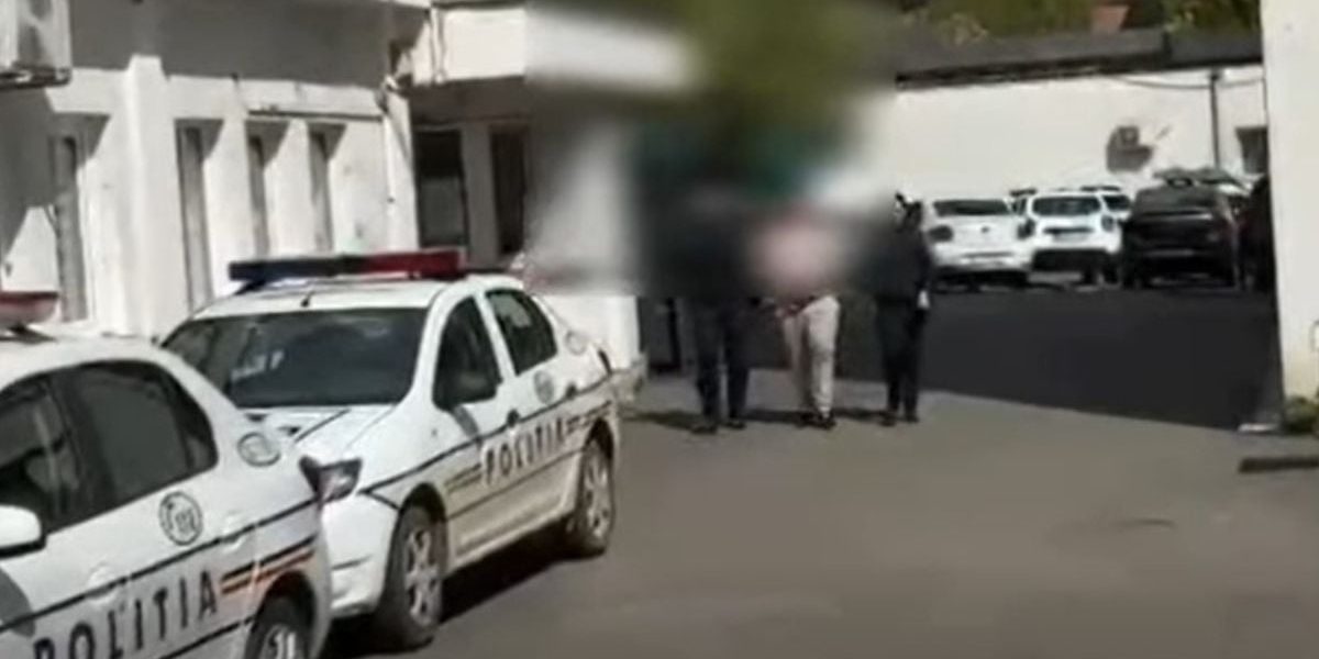 Frați din Constanța, incendiu la Galați: Au dat foc casei concubinei tatălui