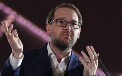 Fritz, foc și pară: Apără guvernarea Bolojan, atacă PSD pentru „jocurile de putere”