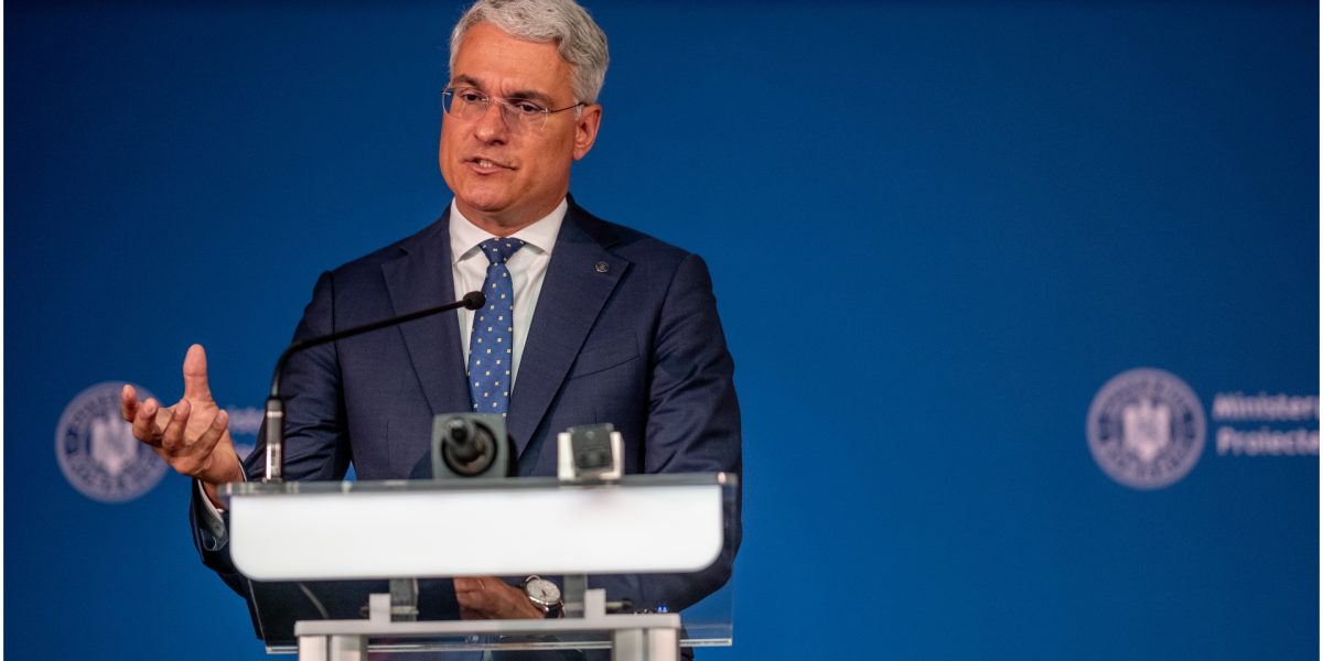 Guvernul Bolojan pune presiune pe miniștri pentru reformele din PNRR Guvernul de la București dorește să accelereze implementarea reformelor din Planul Național de Redresare și Reziliență (PNRR)