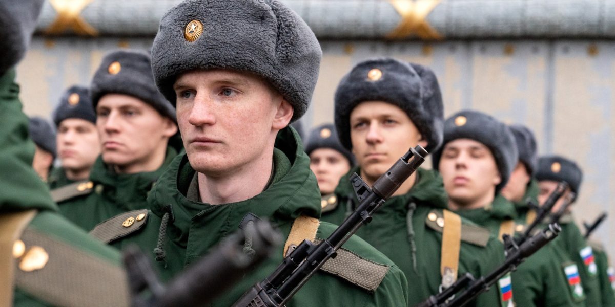 Un apartament cochet, cu finisaje moderne, adăpostește comandantul unei unități militare rusești în regiunea Luhansk, ocupată de forțele Moscovei