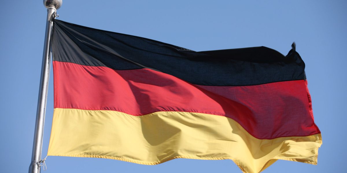 Tinerii germani, liberi să călătorească: Noua lege a serviciului militar, schimbare majoră