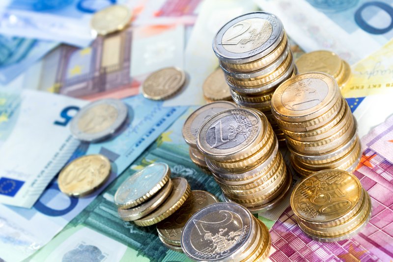 Bulgaria intră în zona euro: Ce schimbări ne așteaptă