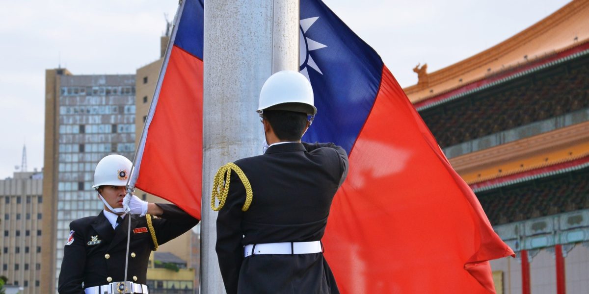 Taiwan: Zece acuzați de spionaj pentru Beijing, inclusiv militari activi