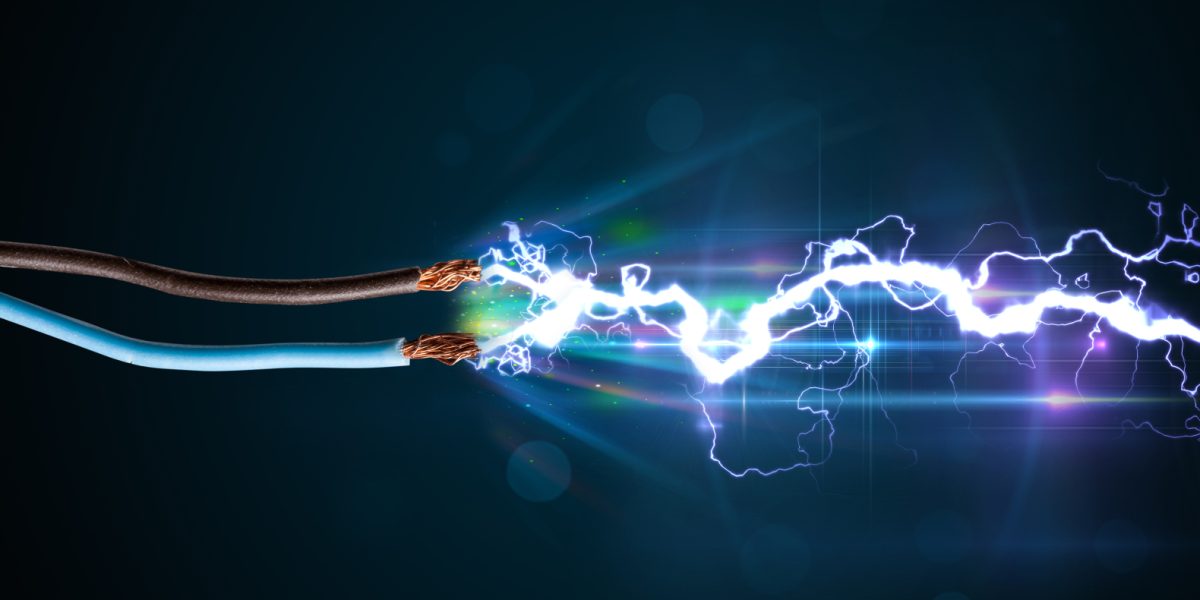 Boom electric: Cererea mondială de curent, explozie în 2025! EV și centrele de date, vinovați