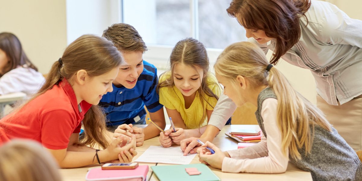 Când se întorc elevii la școală după Paște. Calendarul anului școlar 2025-2026