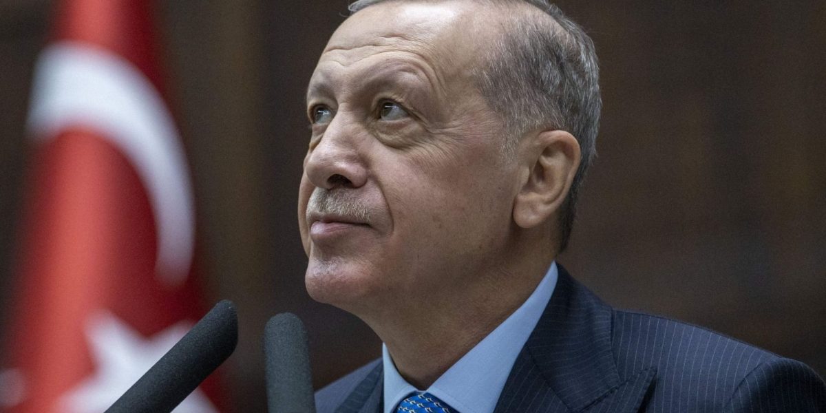 Lider african, pretenții scandaloase: Bani și o femeie „frumoasă” de la Turcia