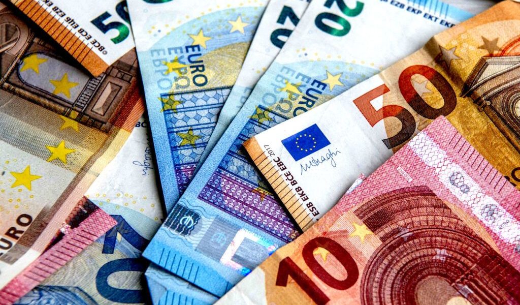 Meserie cu salariu de peste 2.000 de euro: O evită tot mai mulți români