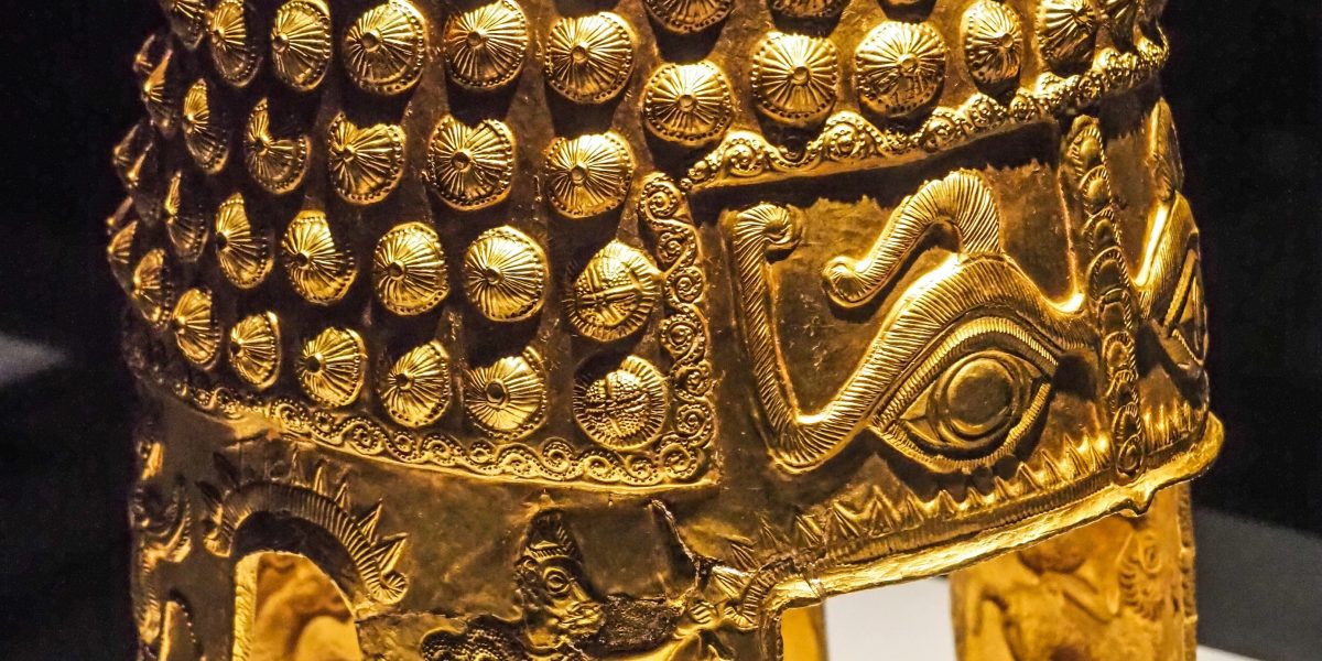 Procesul coifului dacic de la Coțofenești, UN NOU episod