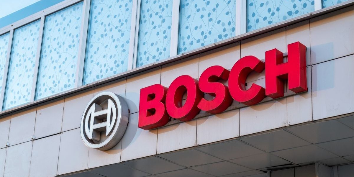 Șefii Bosch și Aumovio dau vina pe birocrația din România, după concedieri