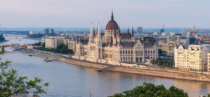 Maghiarii au ieșit la vot: Cum și-au „recuperat” țara și ce lecție oferă