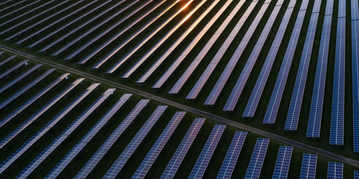 Gigant de panouri solare în Marea Britanie: 180.000 de case alimentate, scandal uriaș
