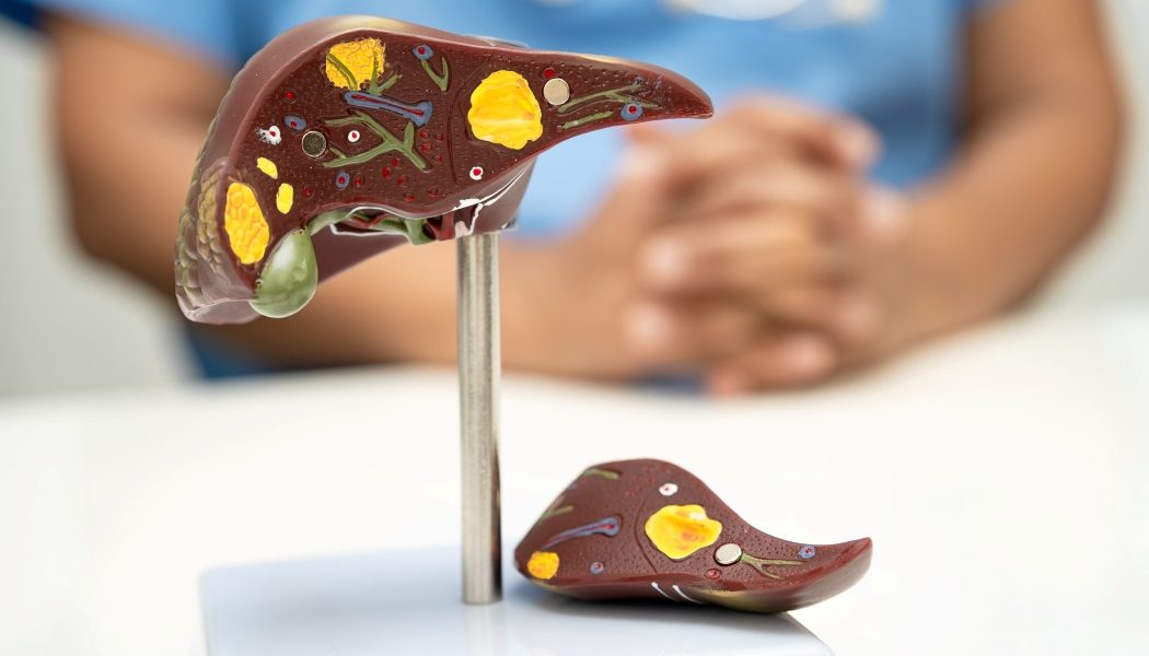 Boala SILENTIOASĂ ce lovește tinerii: Stilul de viață modern, un pericol ascuns