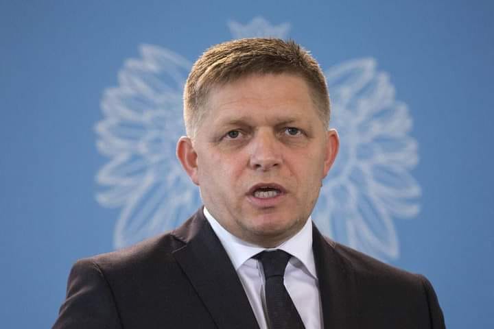 Premierul slovac, respins: Nu poate survola Baltica spre Moscova