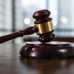 Președintele anunță referendum pentru magistrați: Justiția, pe muchie de cuțit