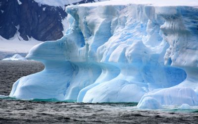 Un nou studiu detaliază efectele dramatice ale încălzirii globale asupra Arcticii, relevând schimbări semnificative în sistemele de apă și eliberarea masivă de carbon înghețat