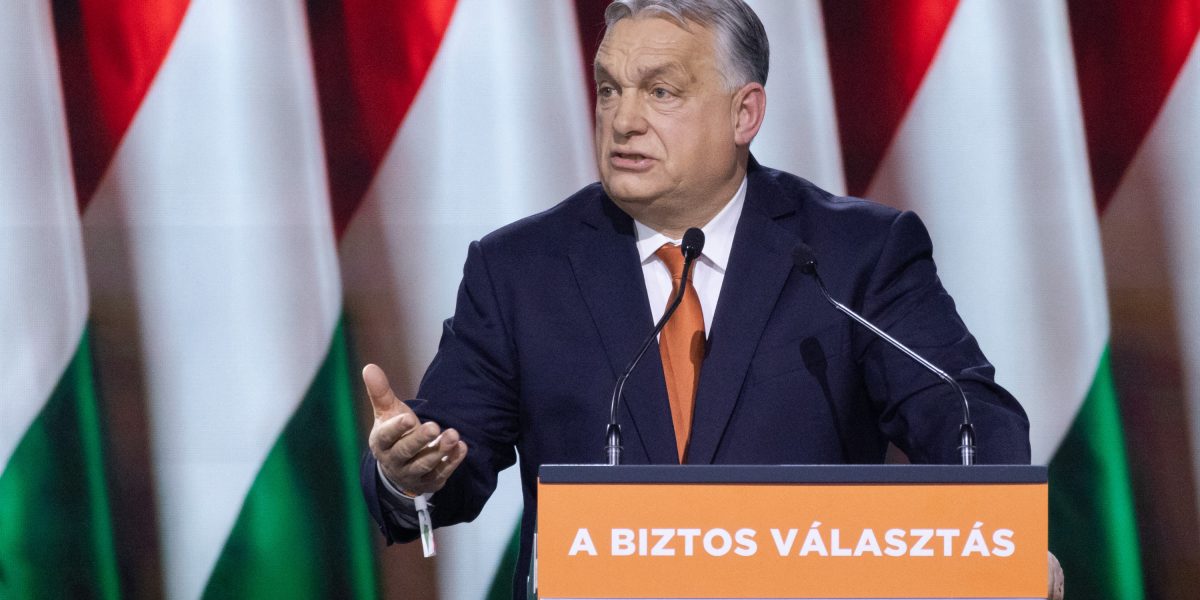 Peter MAGYAR, omul care-l poate scoate pe Viktor Orban de la putere