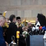 Lumina Sfântă a ajuns la București: Candelă aprinsă la capela Otopeni