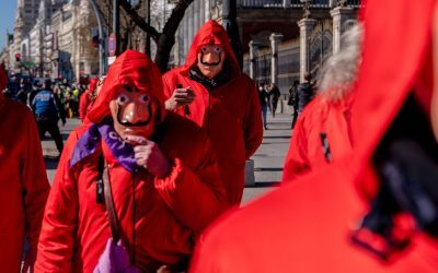 Jaf ca-n „La Casa de Papel” la Napoli: Poliția, în alertă maximă